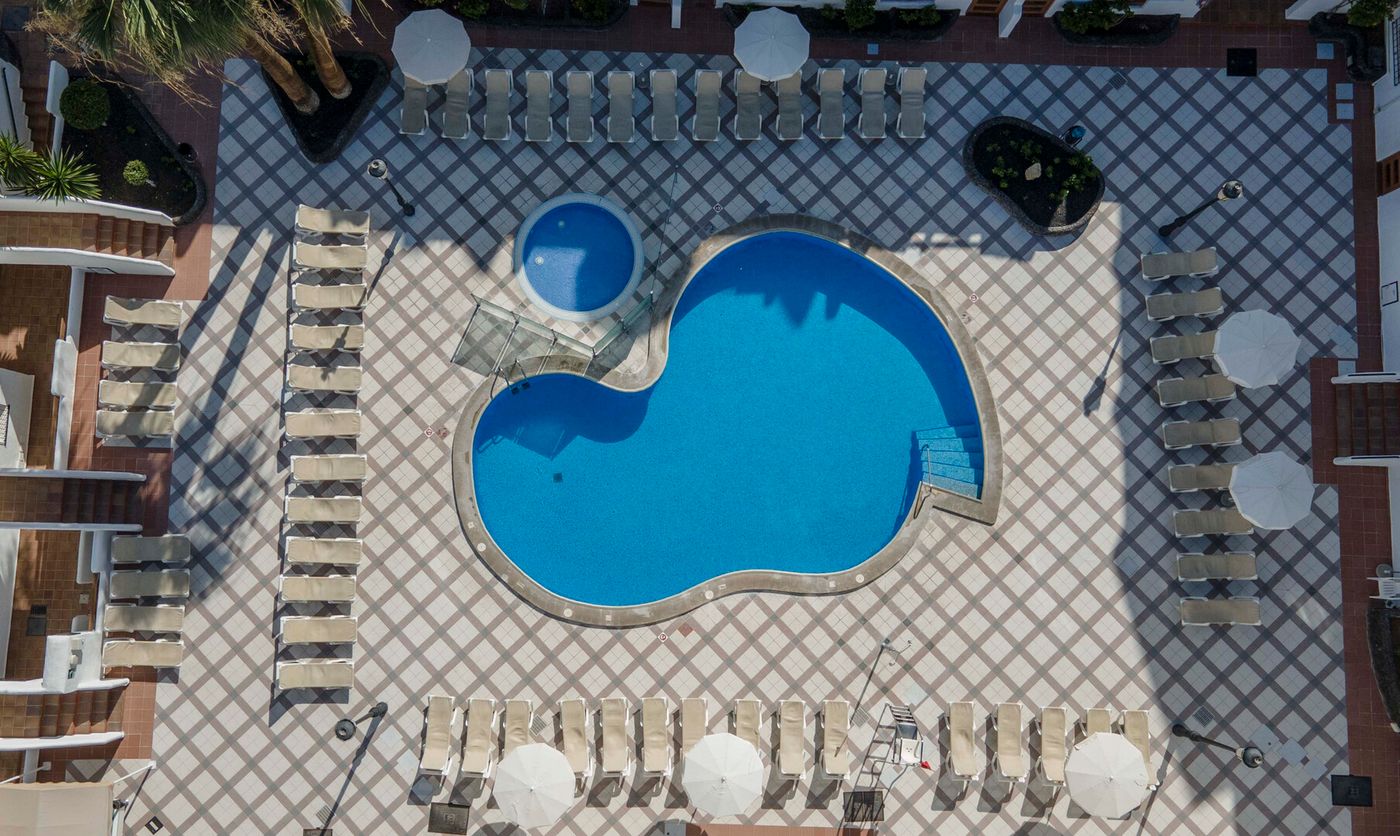 15.12.25 ONA Beverly Hills Suites