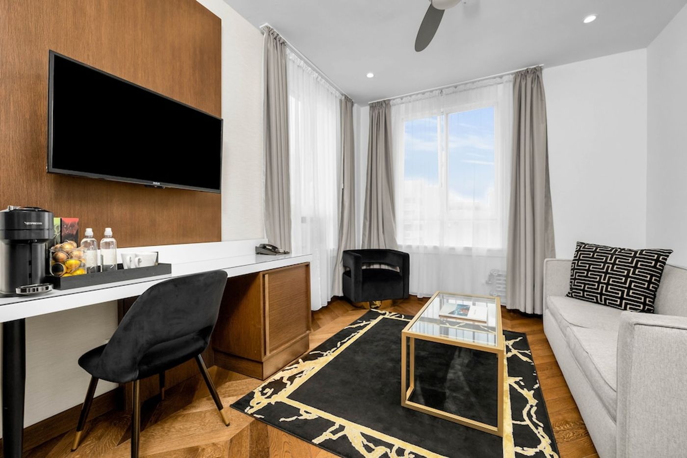 expedia-3159637-17
