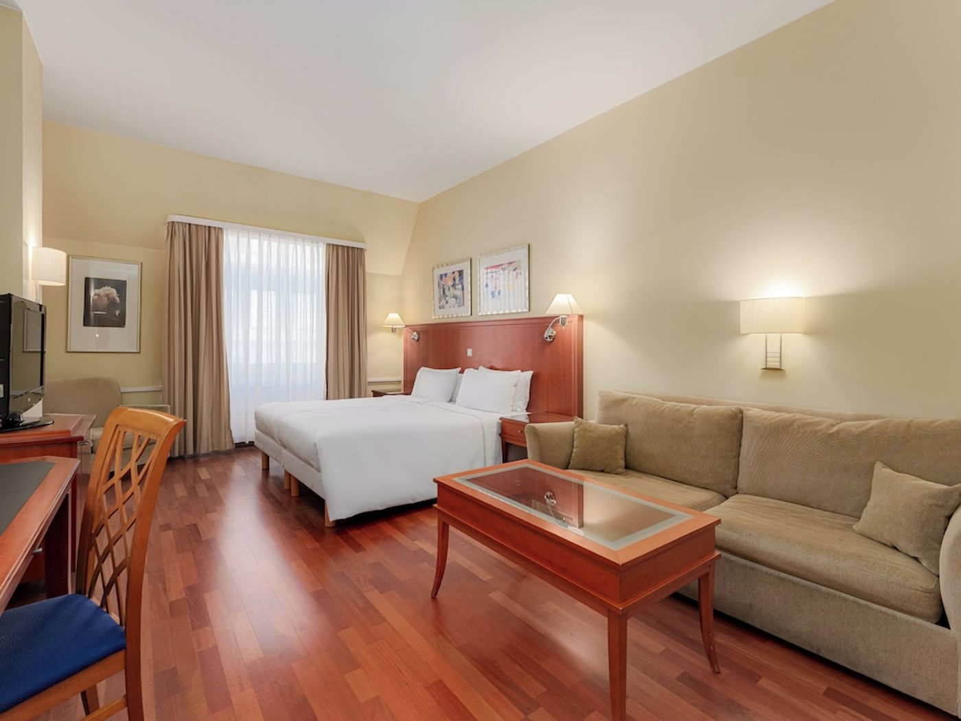 expedia-3163795-17
