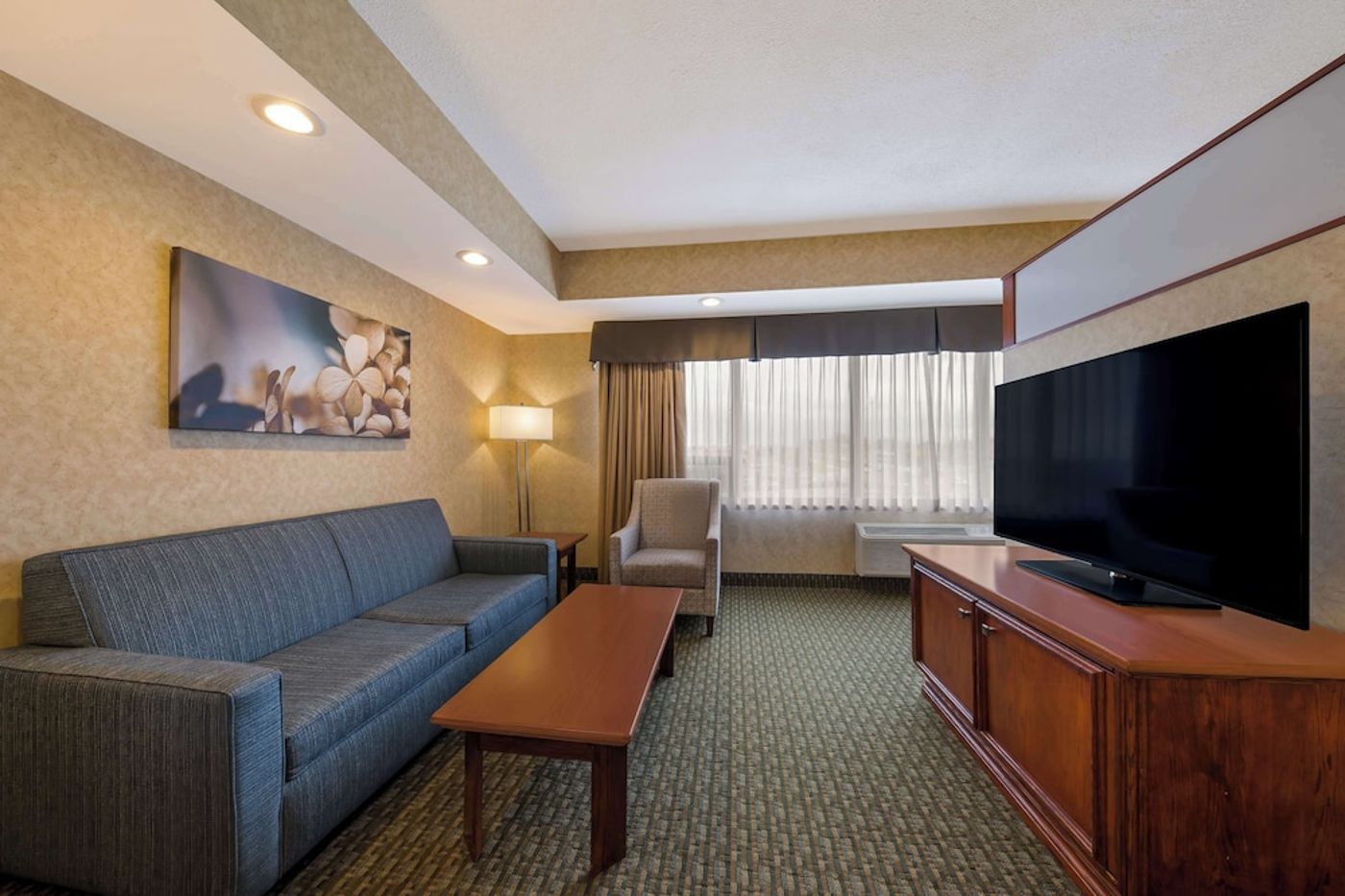 expedia-3163972-29