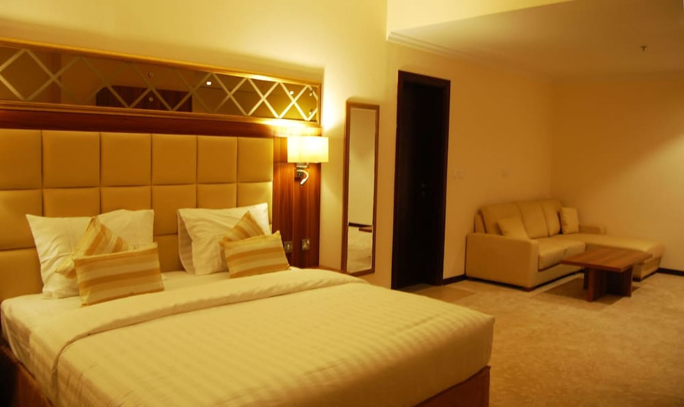 expedia-3163035-14