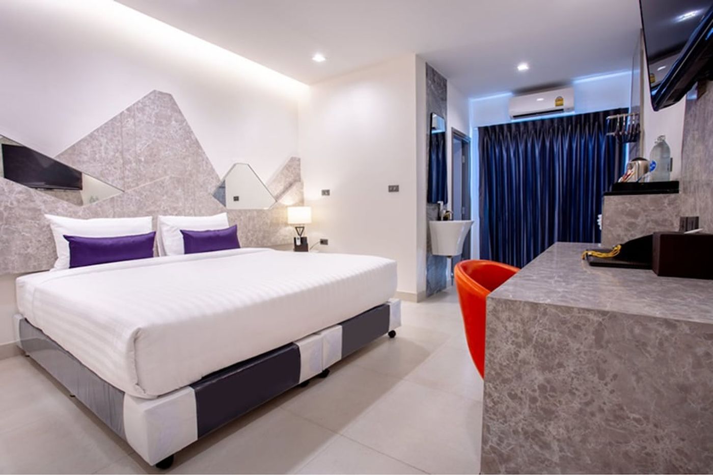 expedia-3165726-24