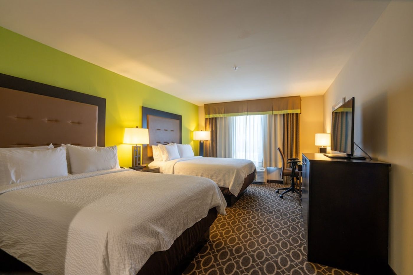 expedia-3160981-29