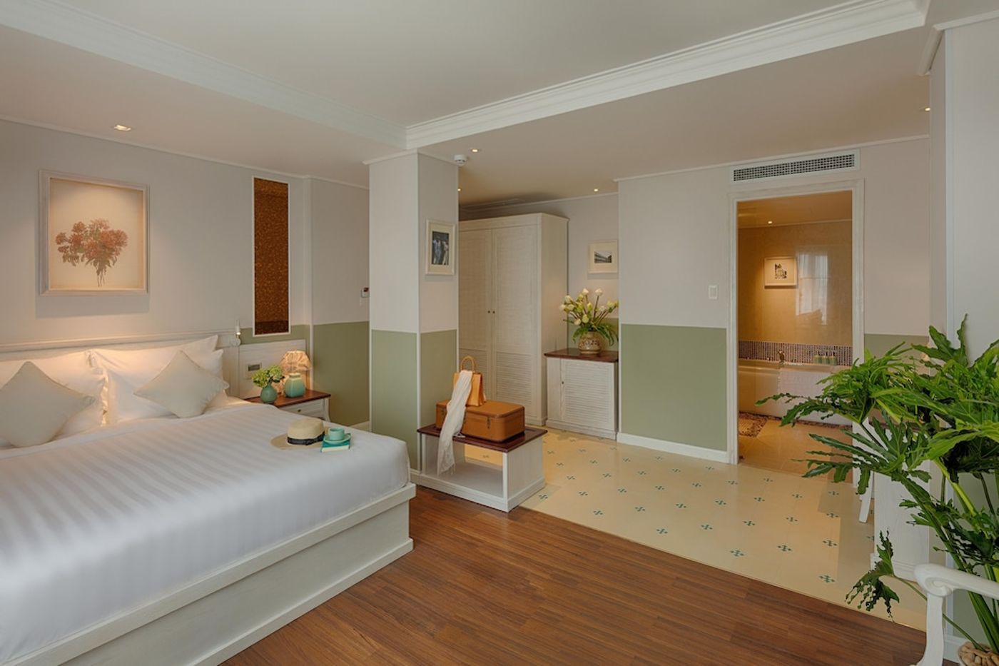 expedia-3163131-5