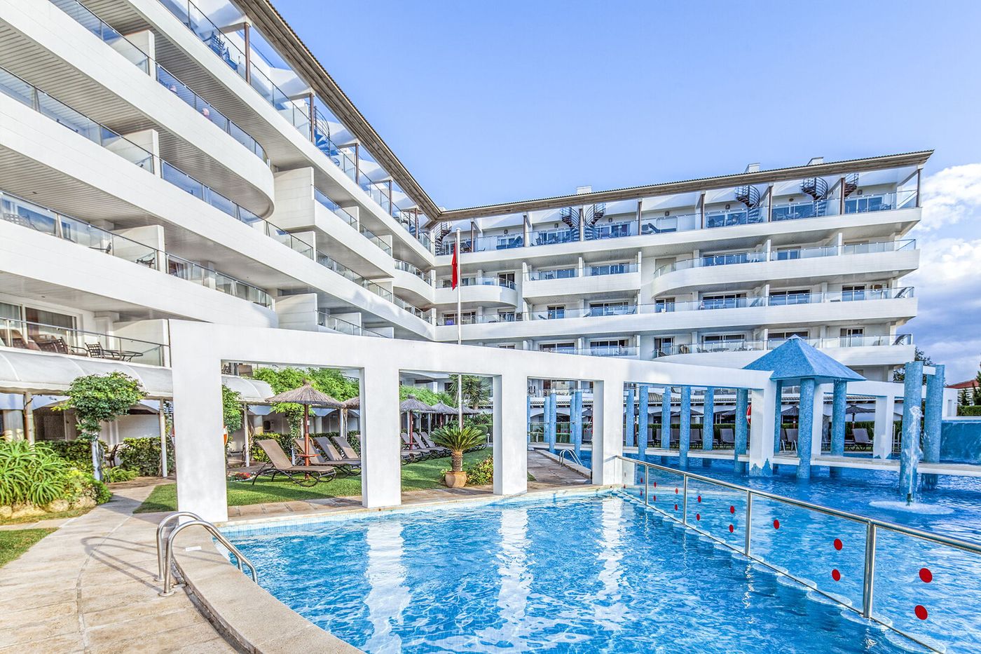 03.02.26 Ona Garden Lago