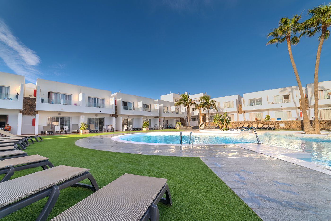 30.03.26 Hotel Siroco & Serenity