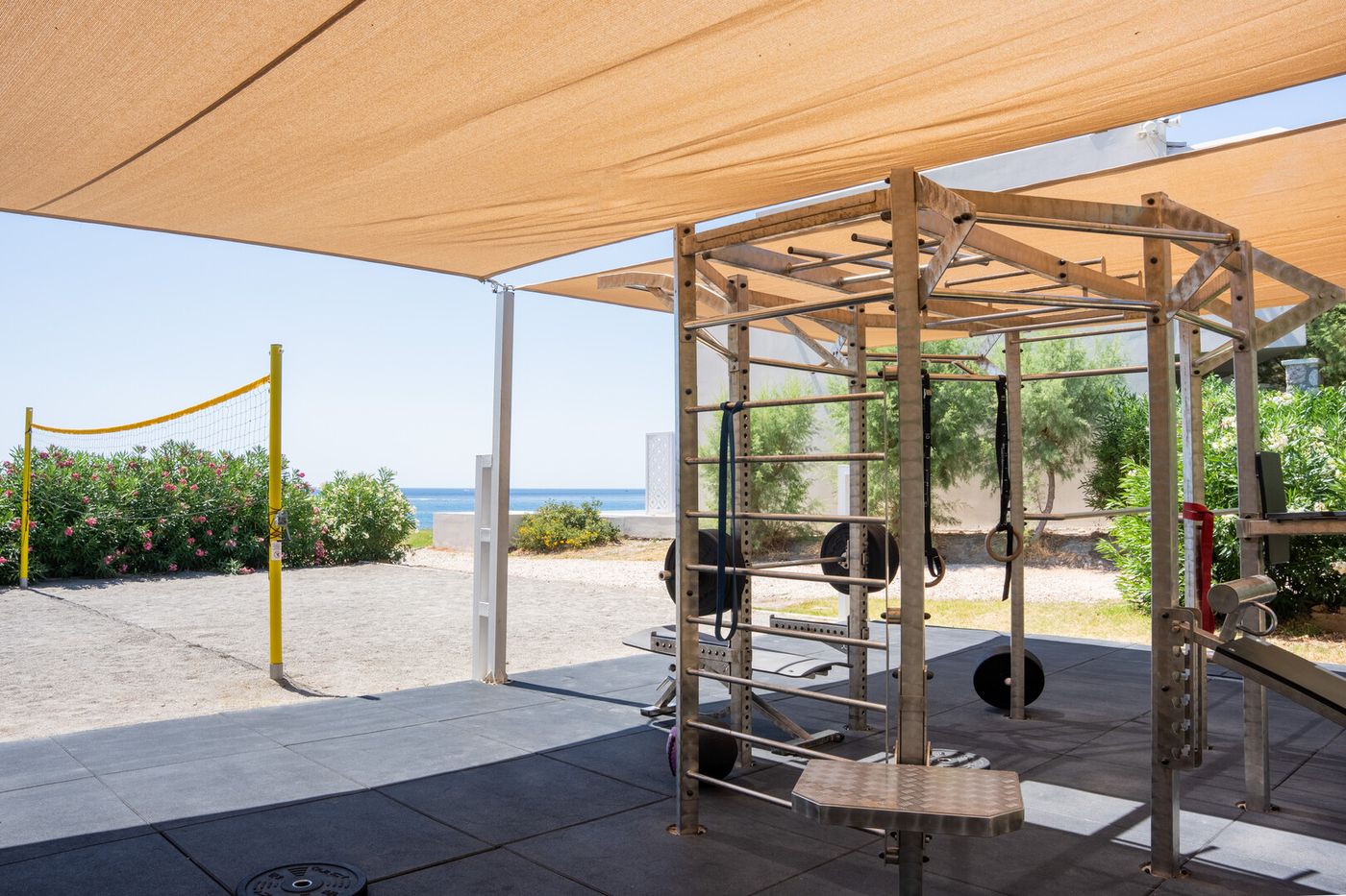 Paralos Rodos Lifestyle