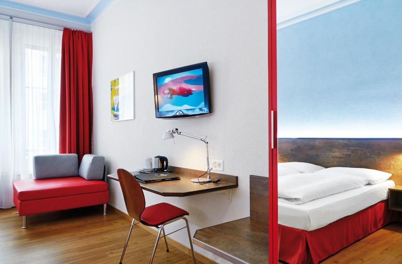 expedia-3157723-24
