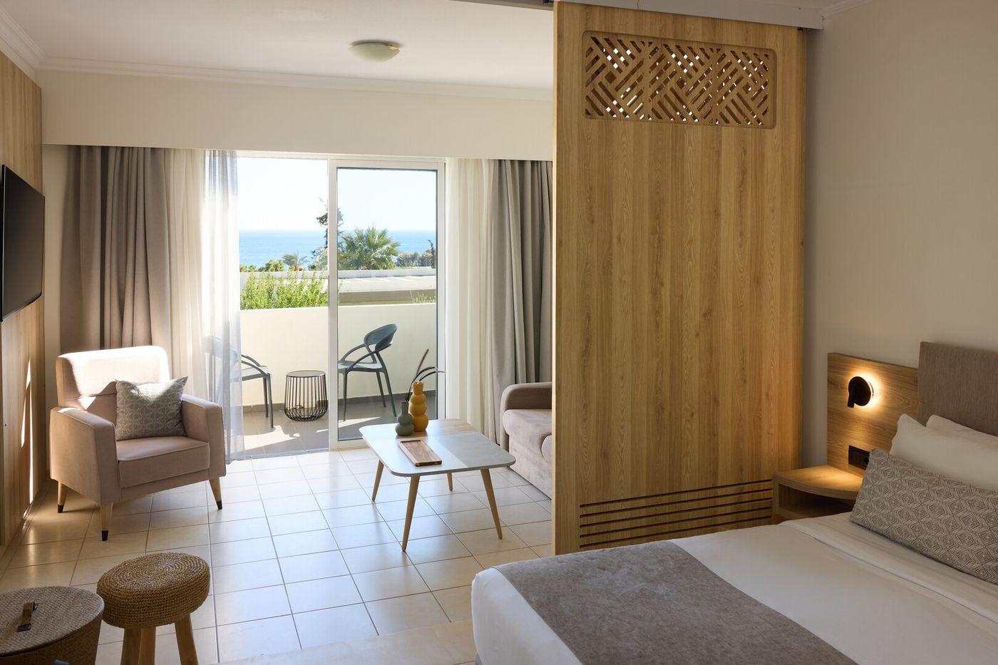 Kiotari Miraluna Beach Resort