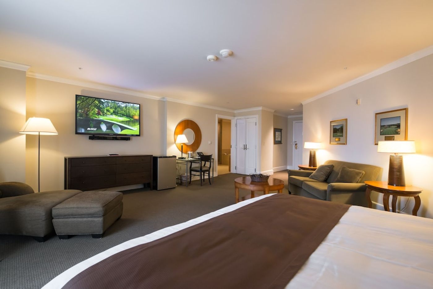 expedia-3162065-18