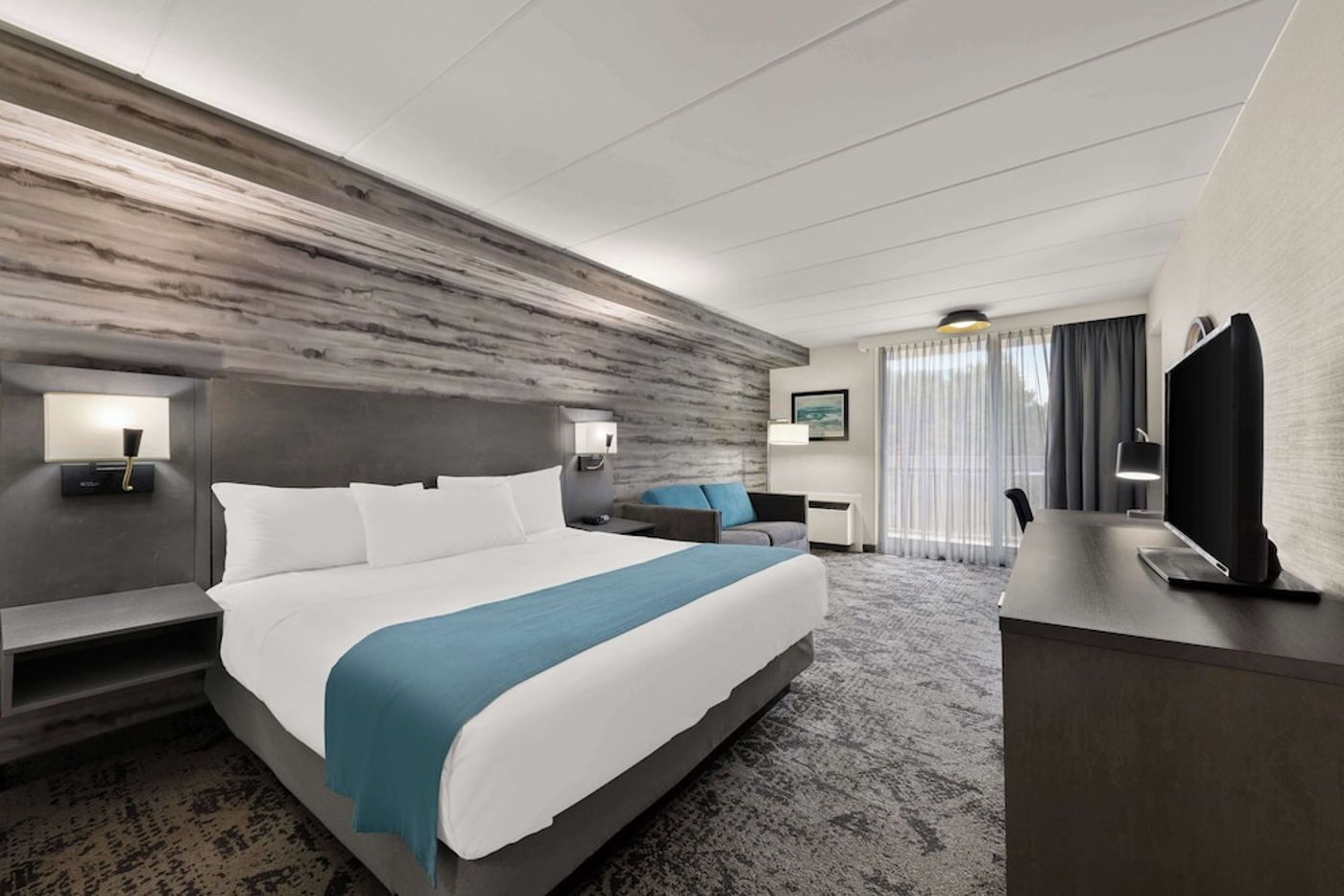 expedia-3166082-25