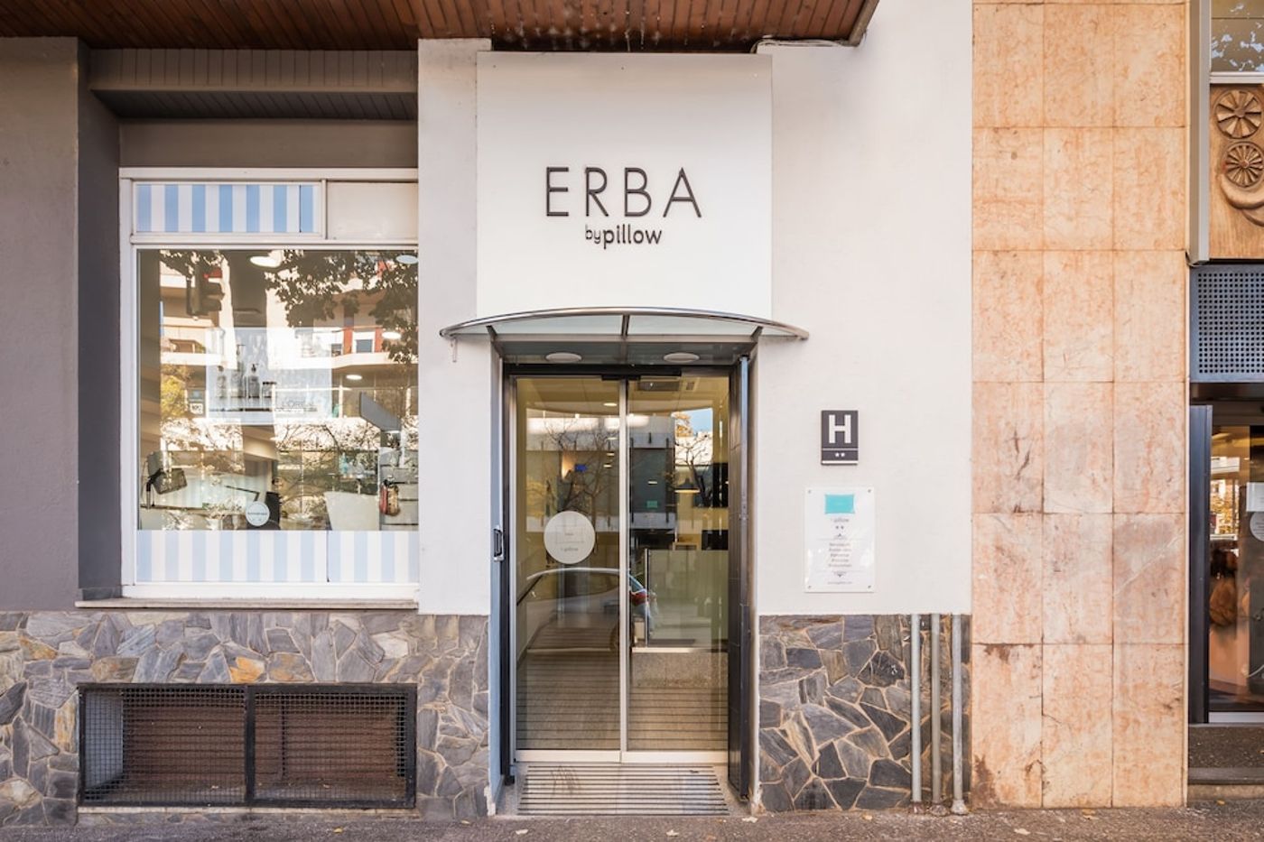 expedia-3160643-5