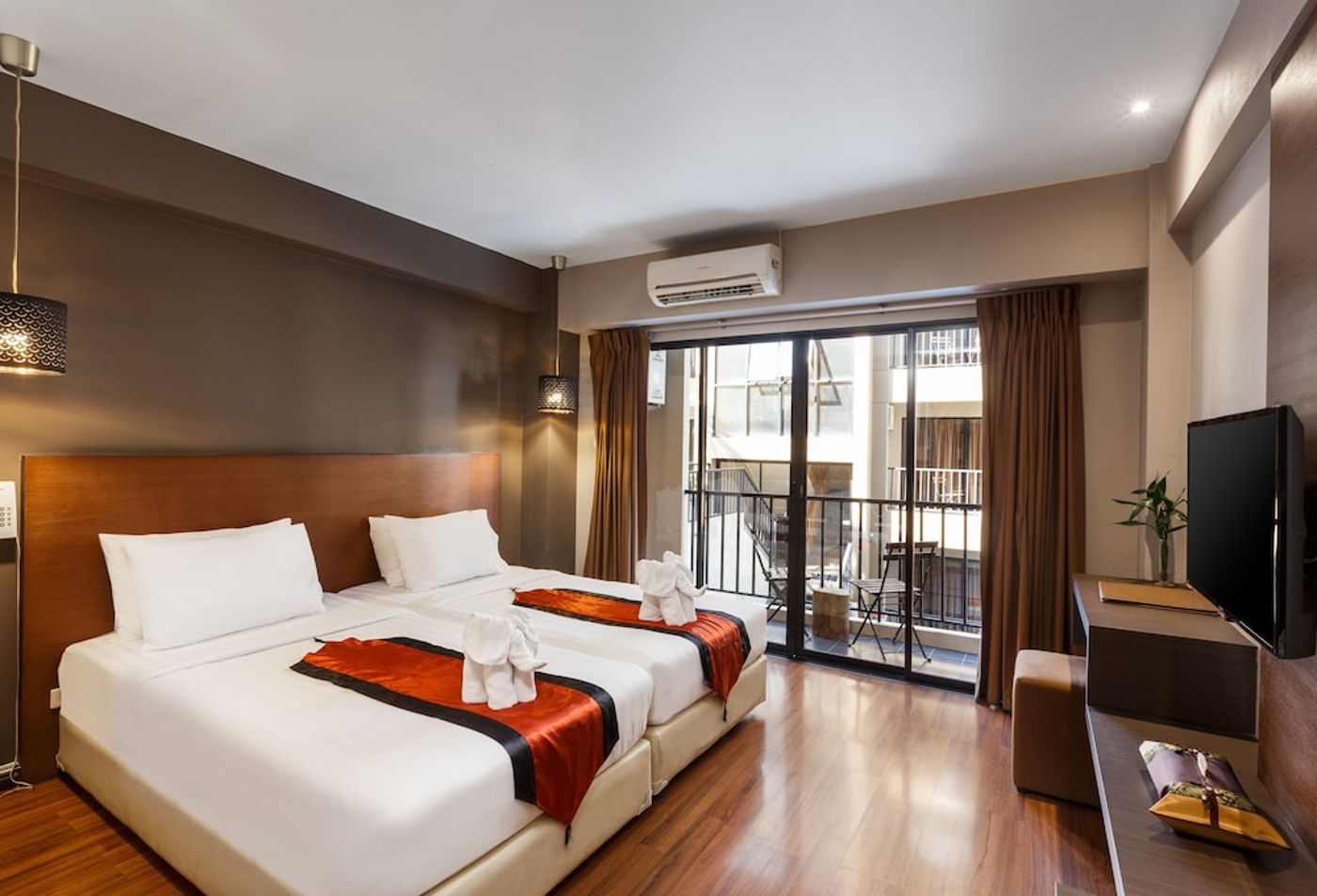 expedia-3159703-23