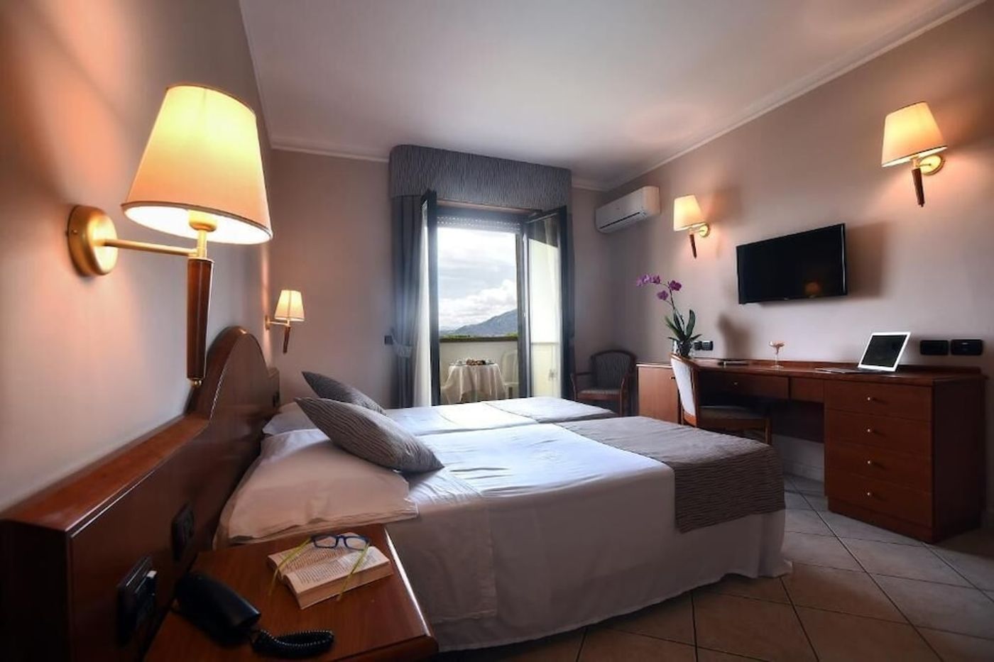 expedia-3166390-12