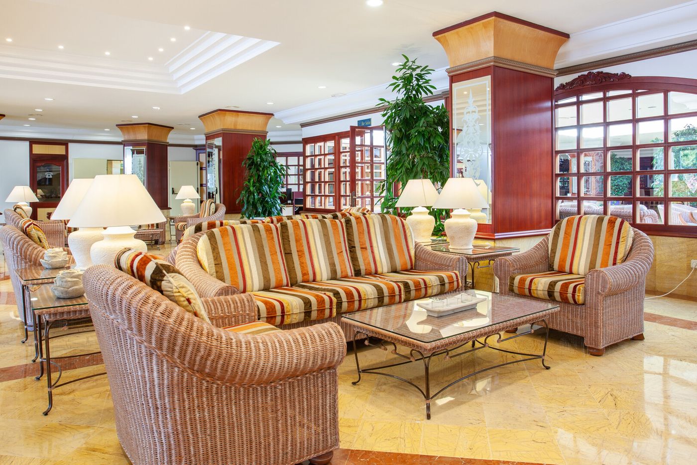 02.10.26 Grupotel Santa Eularia