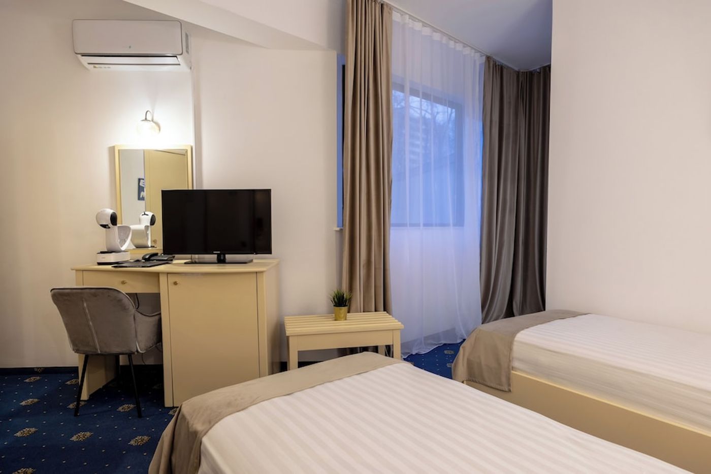 expedia-3162985-8