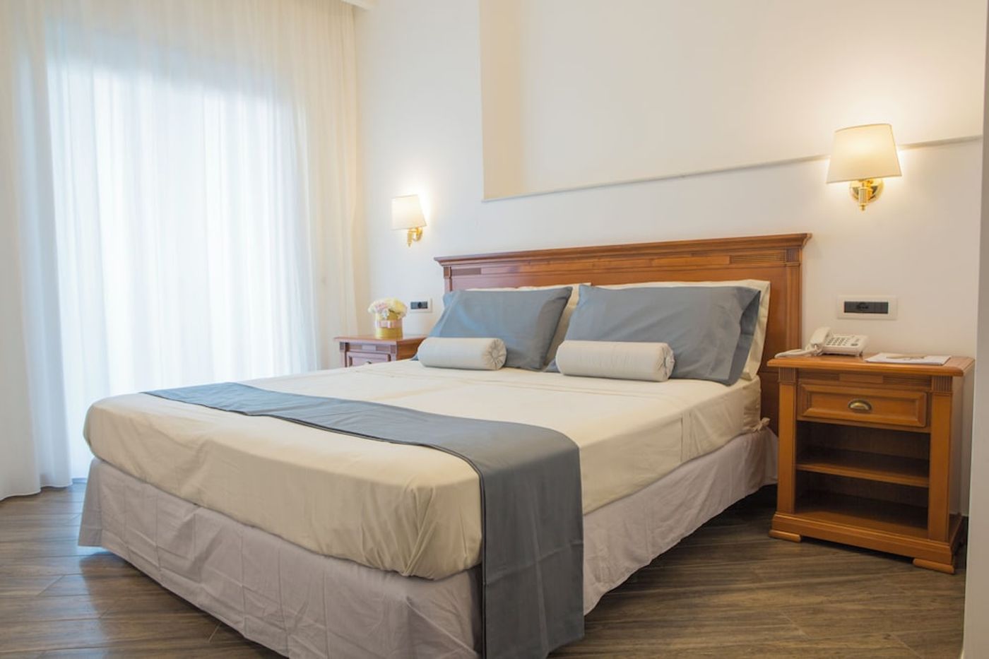 expedia-3166842-10