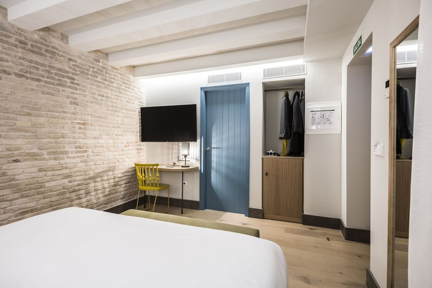 expedia-3161189-25