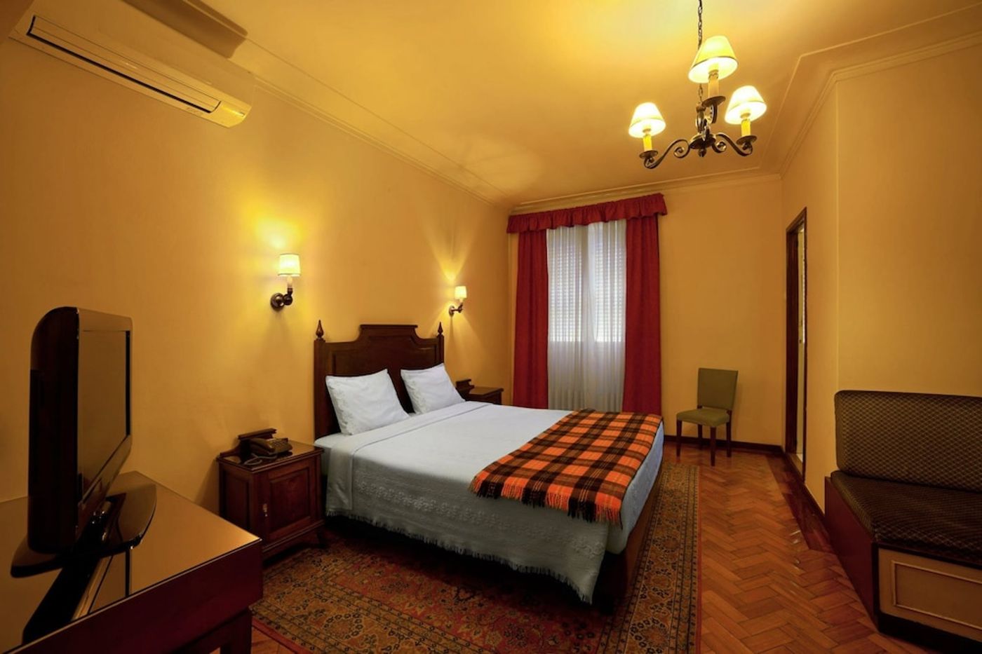 expedia-3161937-18
