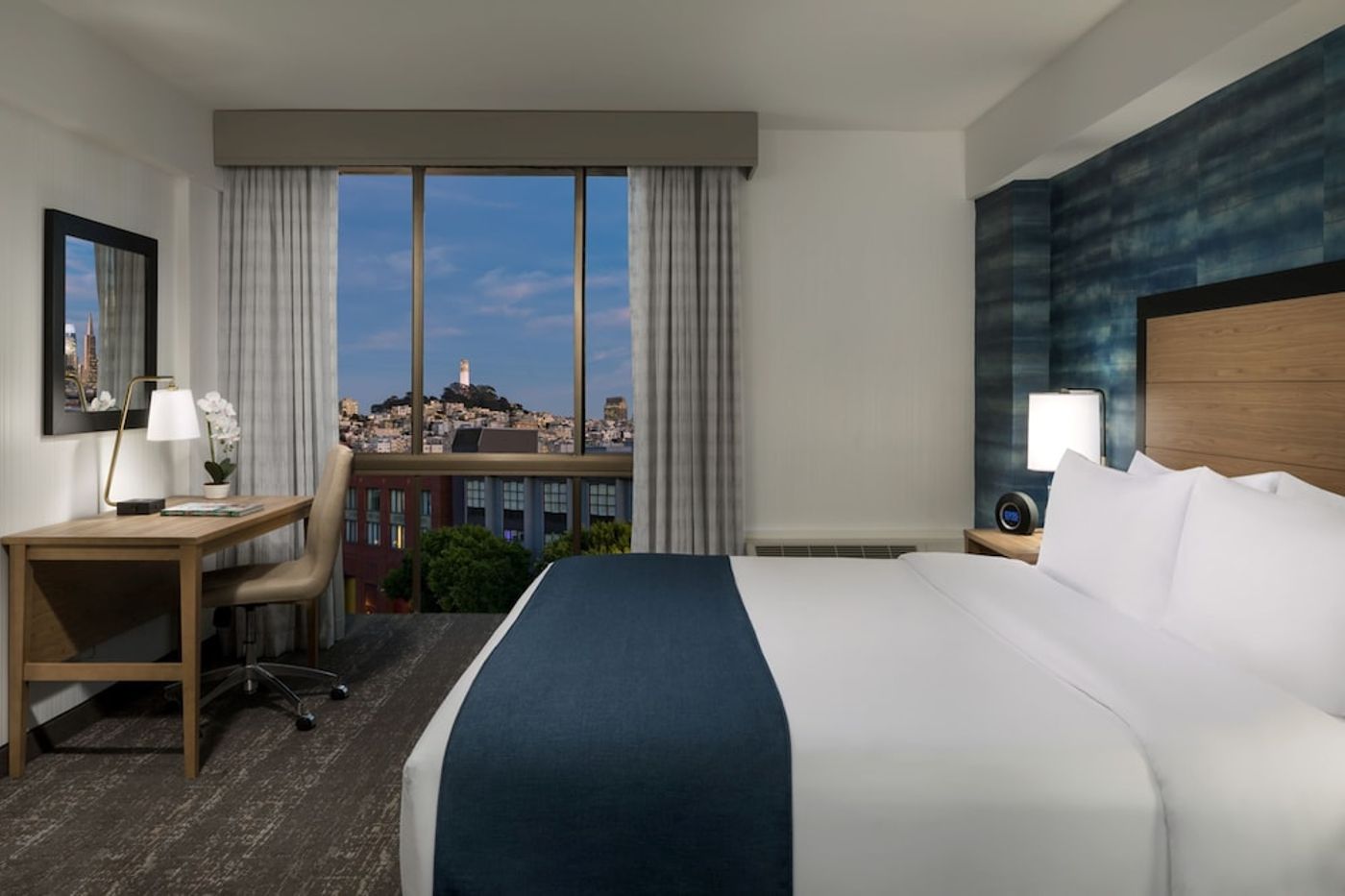 expedia-3158942-26