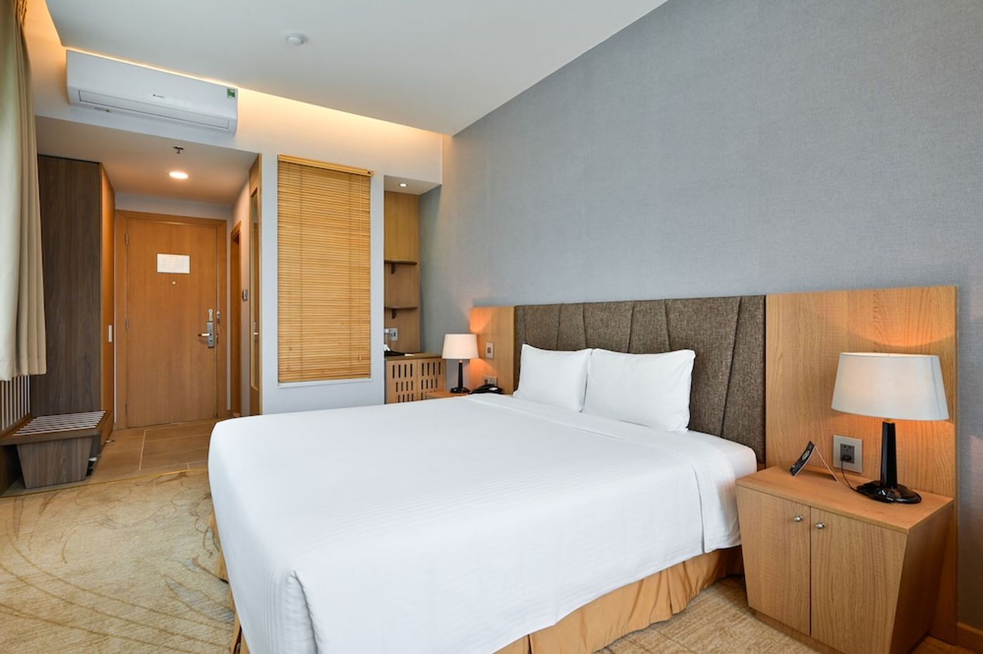 expedia-3163150-25