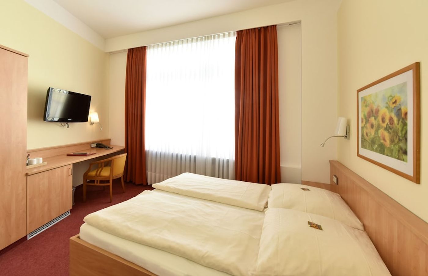 expedia-3159932-17