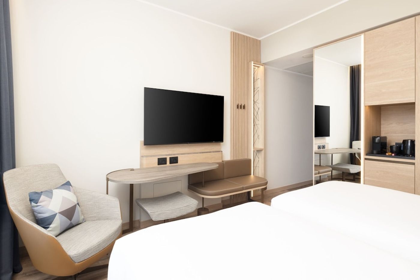 expedia-3163463-12