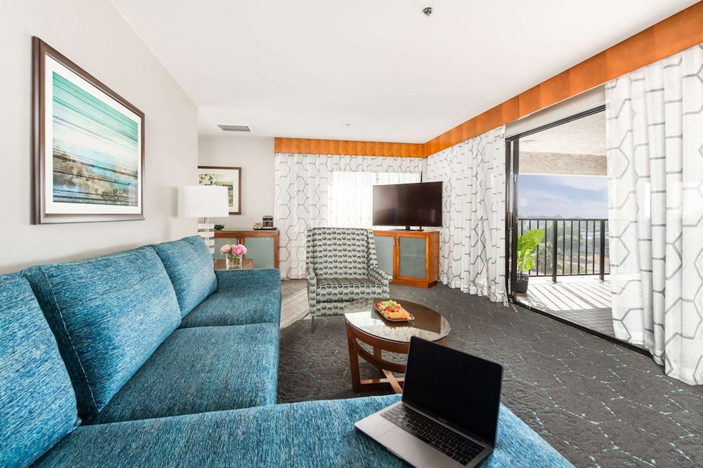expedia-3158705-30