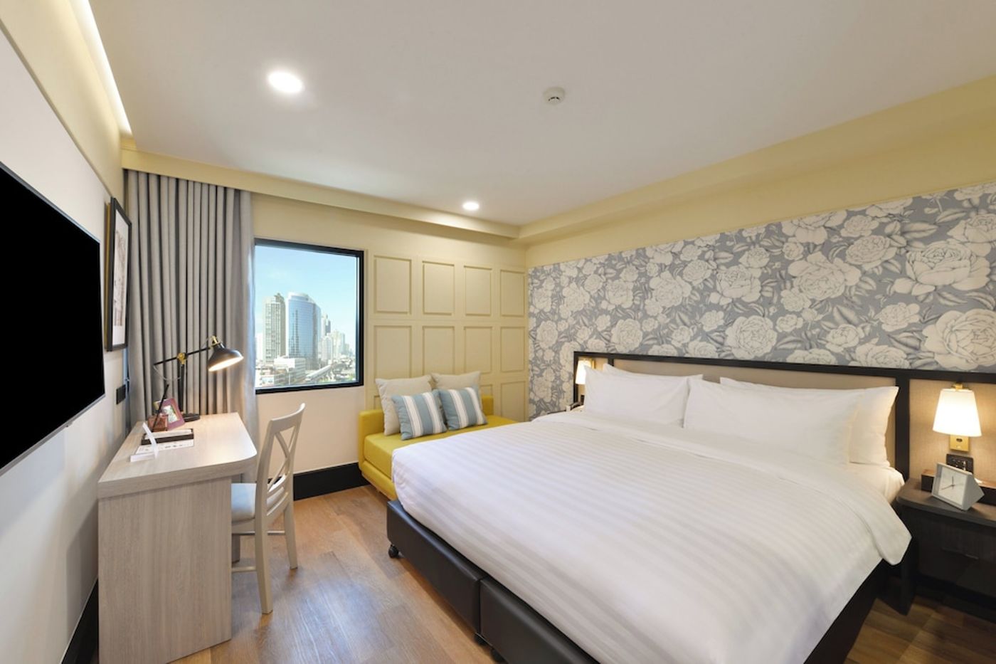 expedia-3165596-18