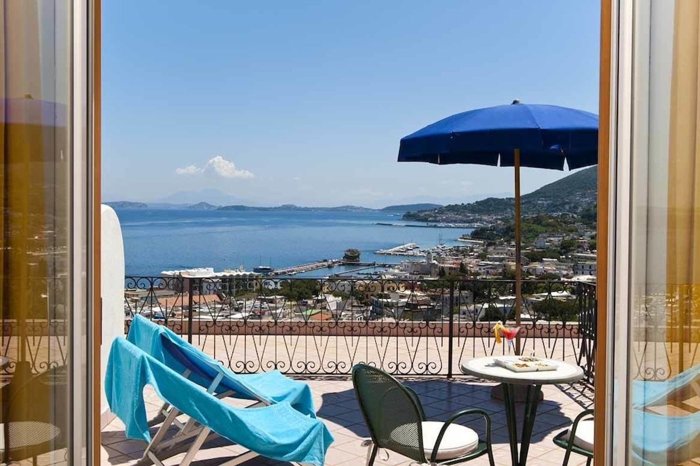 expedia-3166189-4