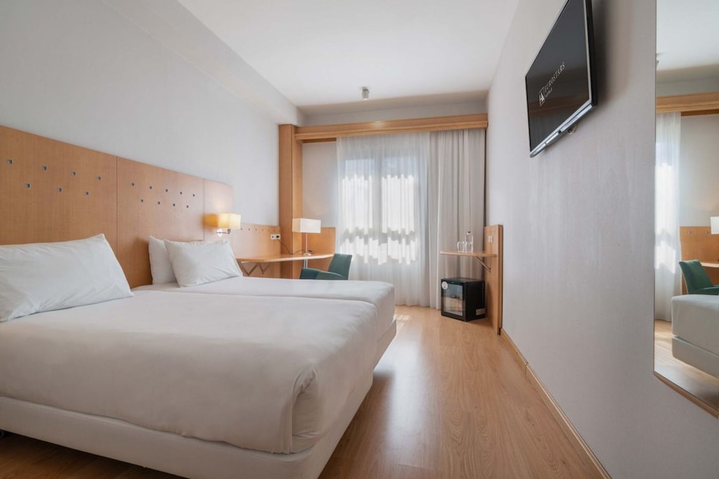expedia-3160891-20