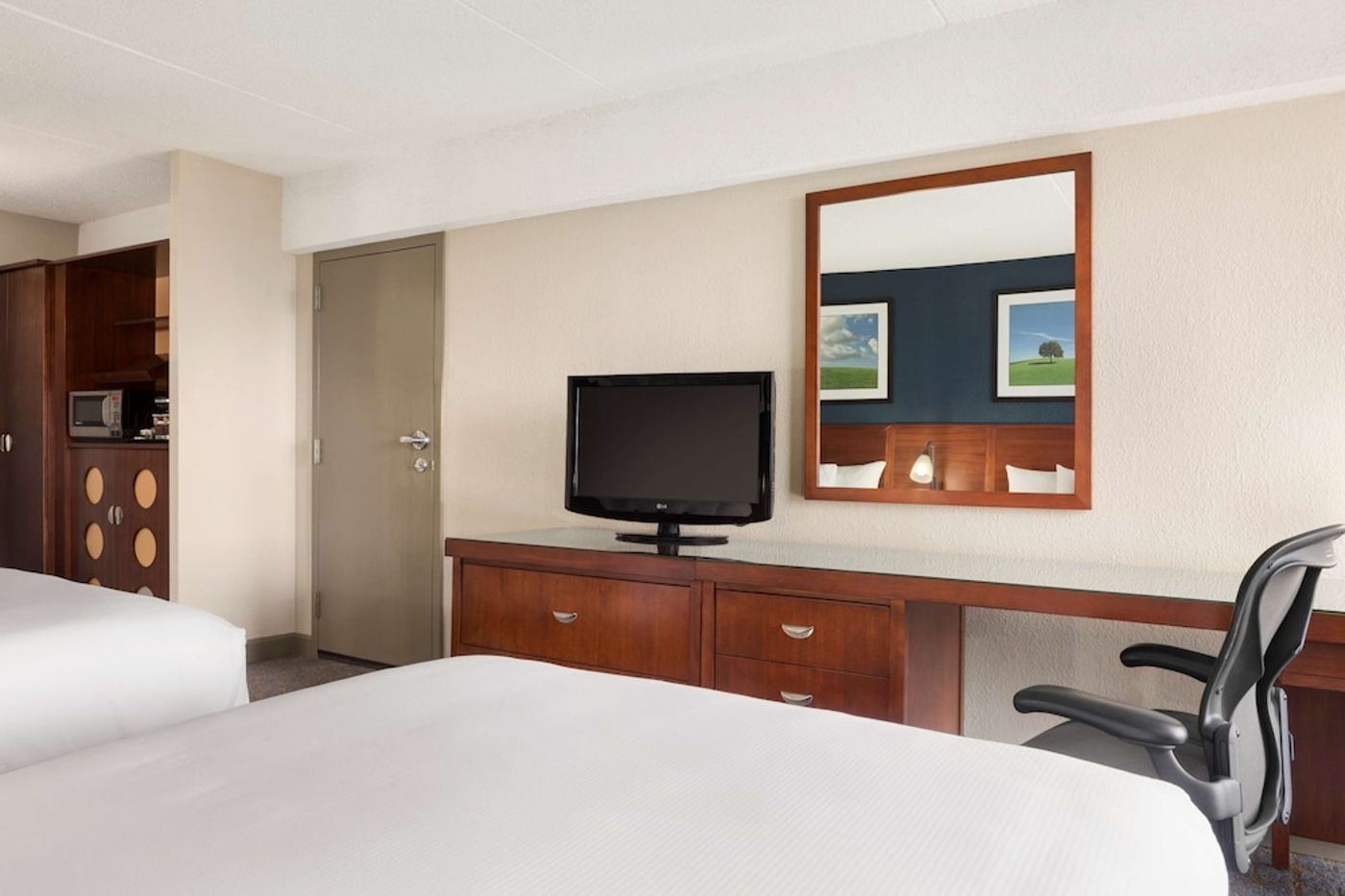 expedia-3159131-18
