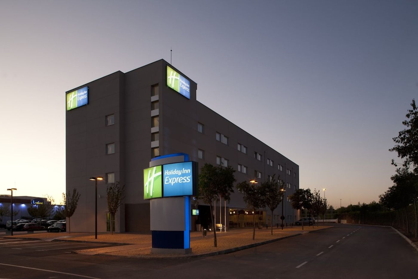 expedia-3032453-4