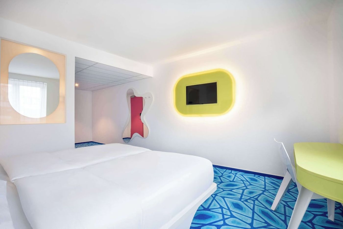 expedia-3159810-25