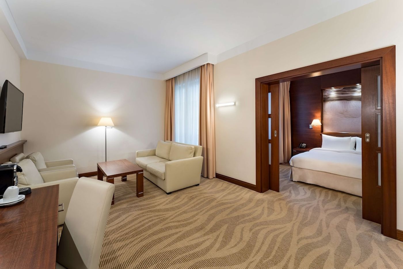 expedia-3165597-12