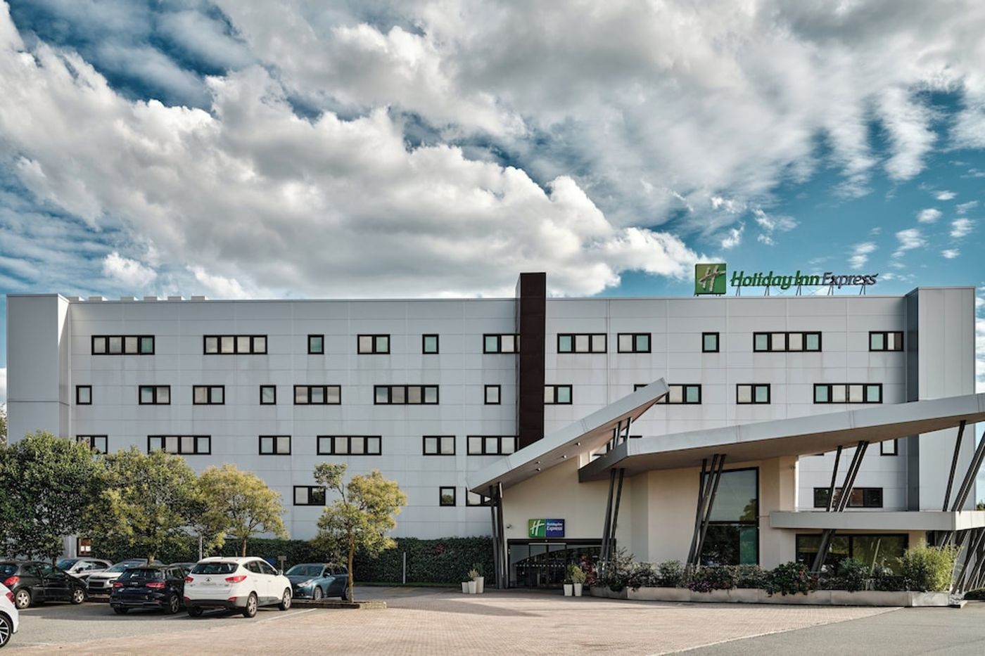 expedia-3159895-6