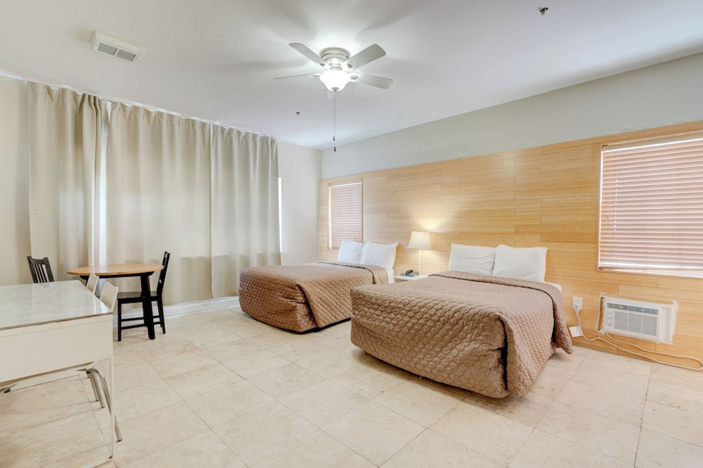 expedia-3162360-1