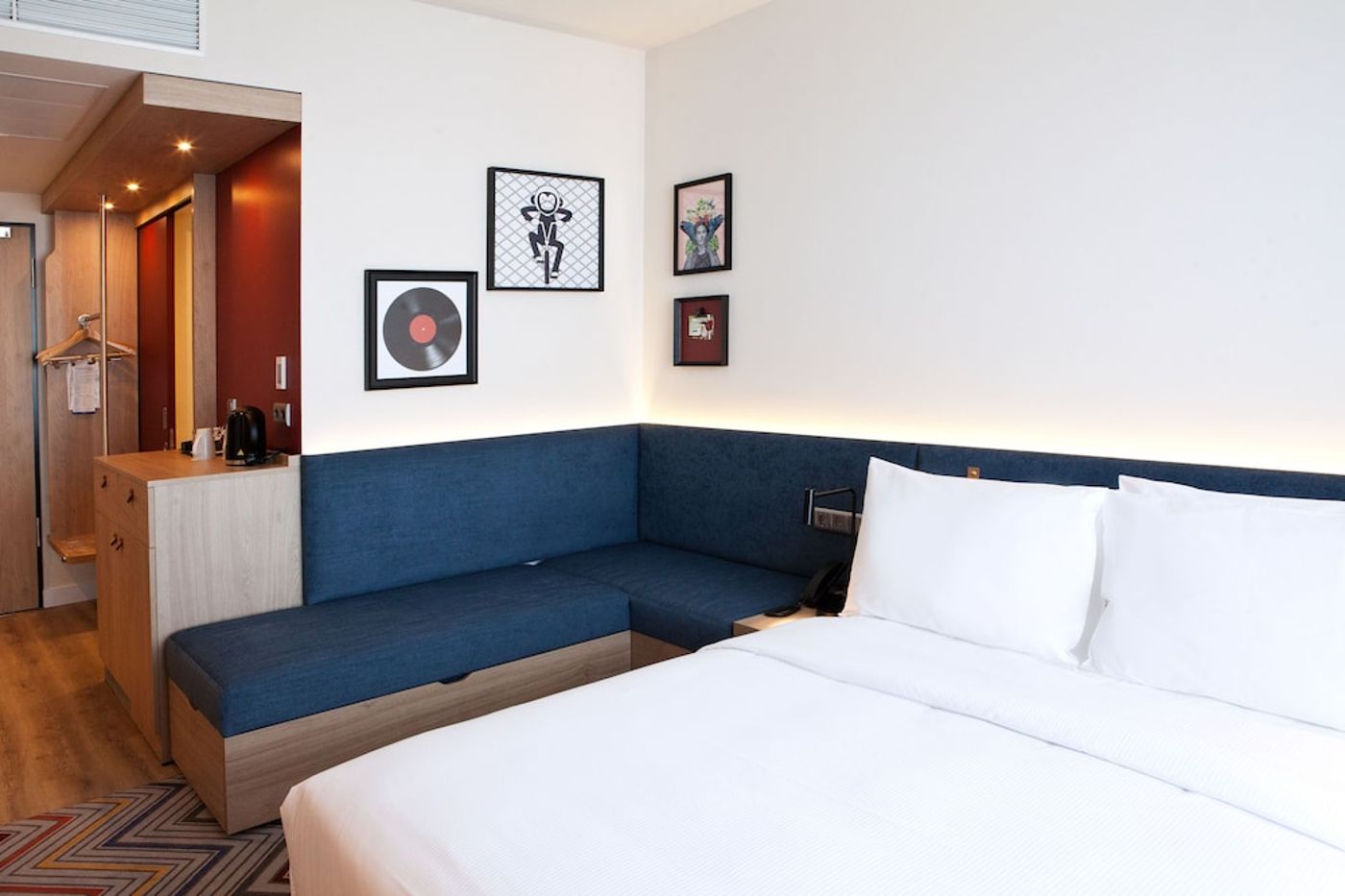 expedia-3159930-12