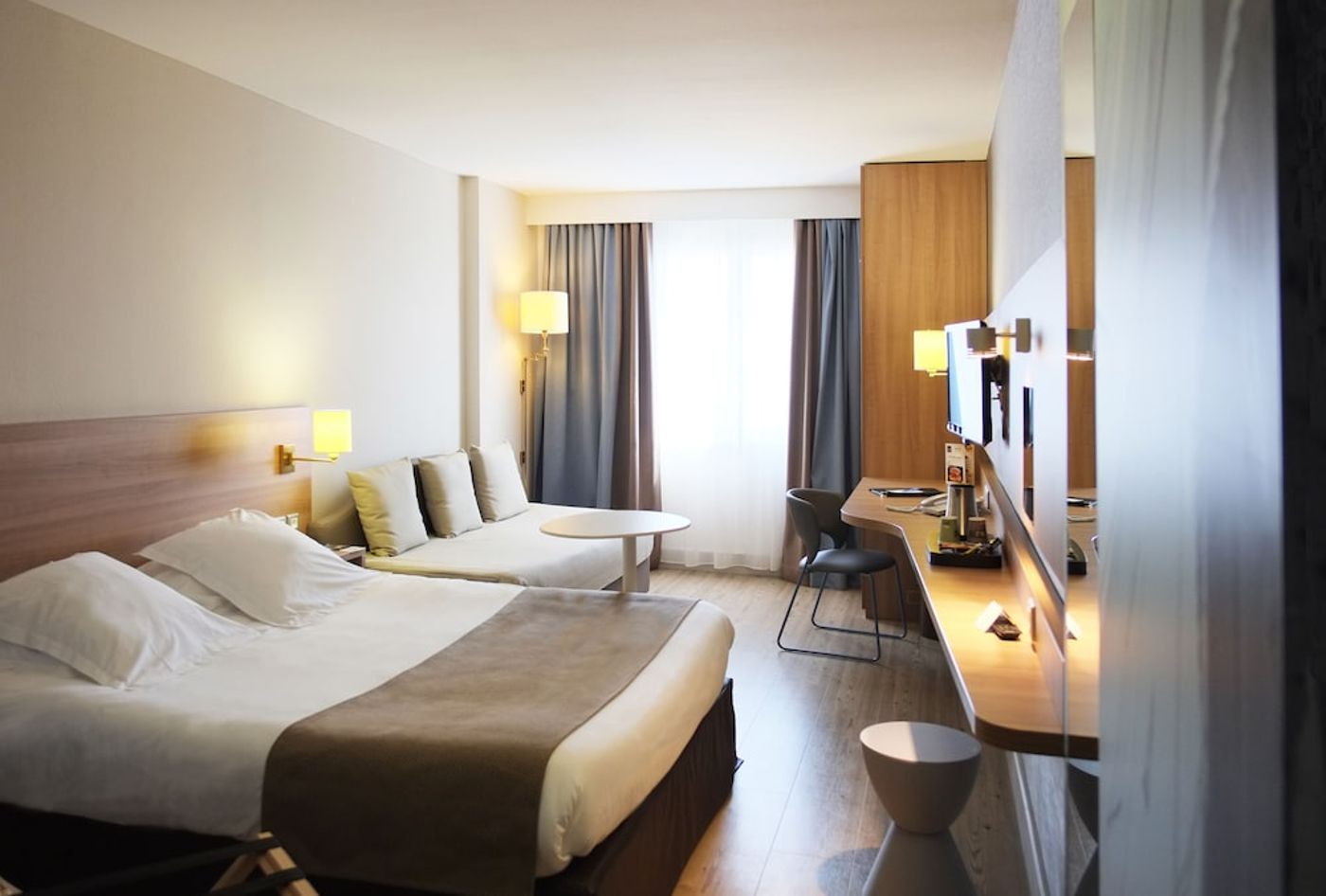 expedia-3157798-25