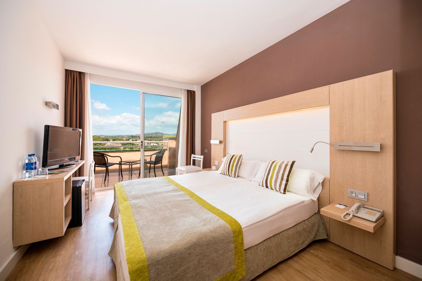04.06.26 Hotel Mariant Park