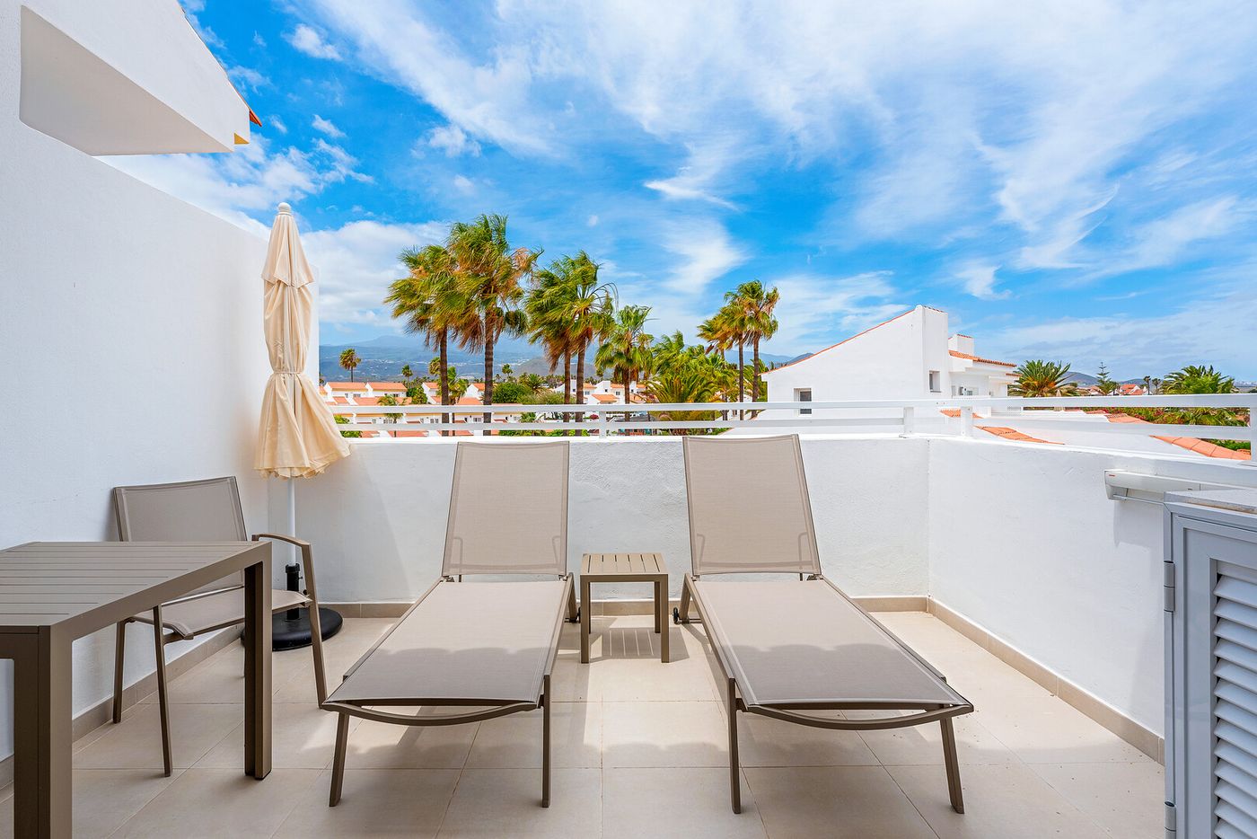 14.08.26 Wyndham Residences Golf Del Sur
