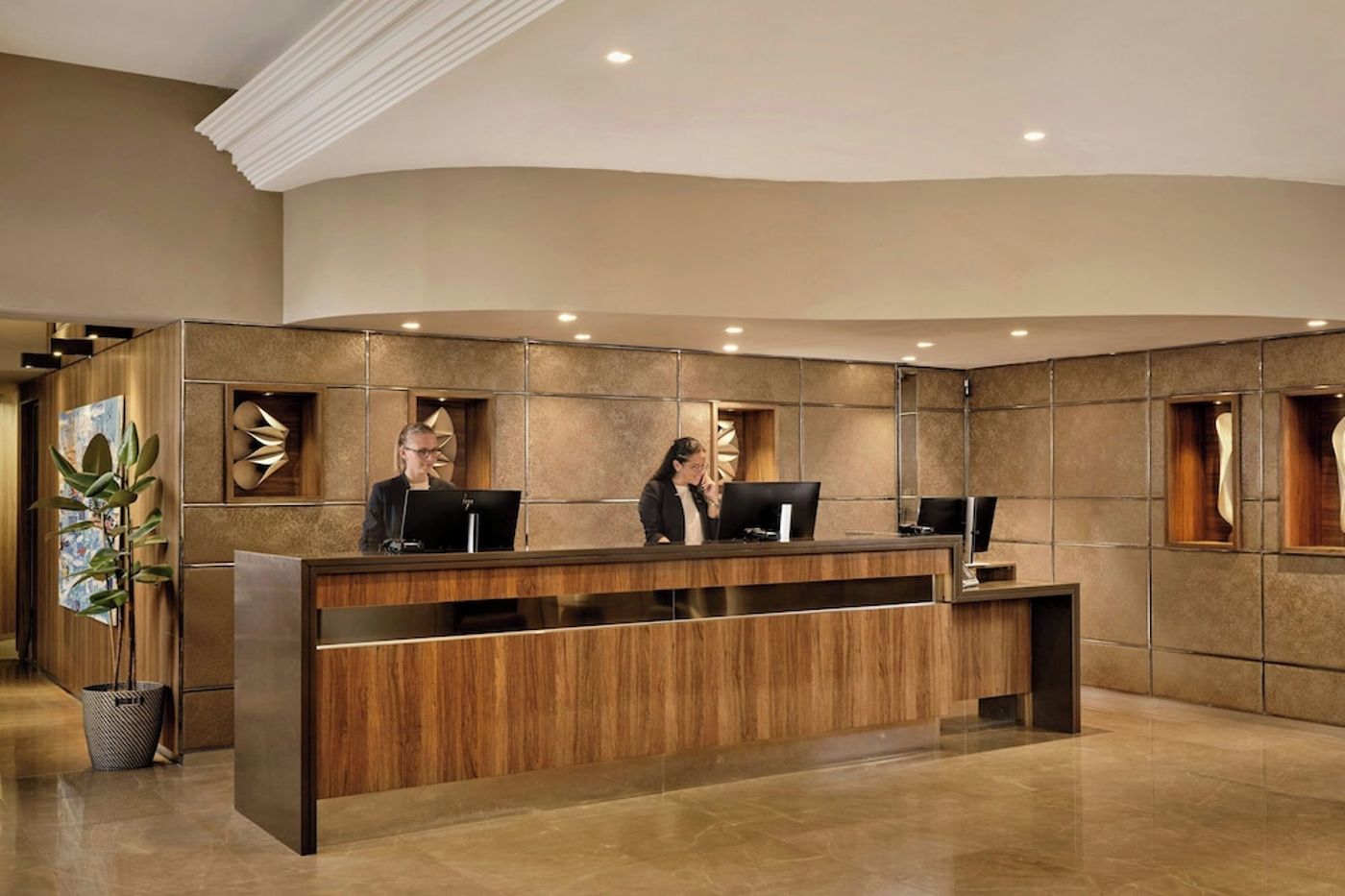 expedia-3166141-7