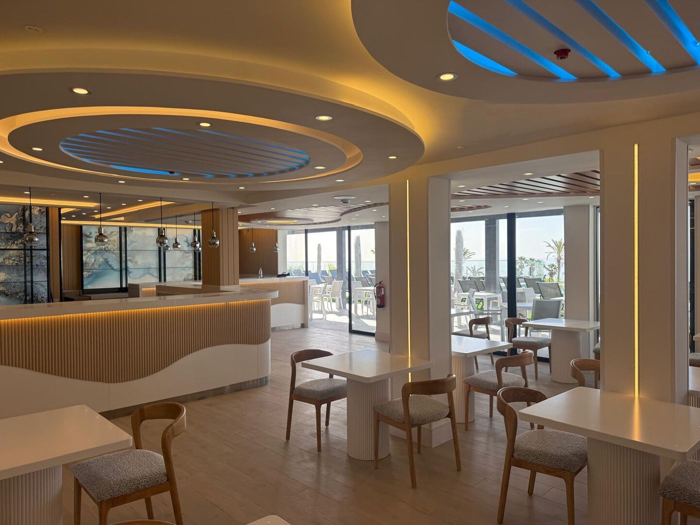 ROYAL ATLANTICO