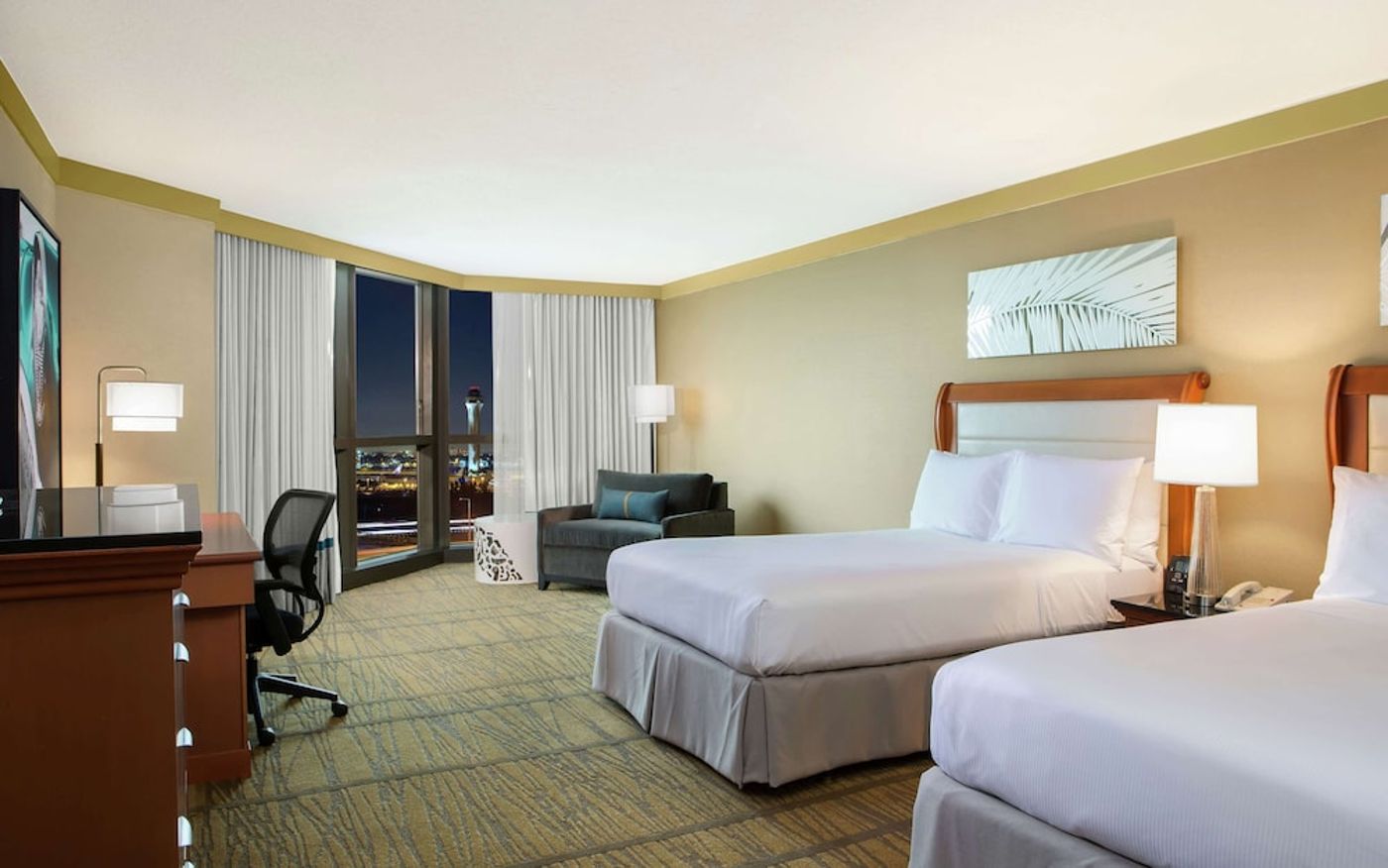 expedia-3162335-25