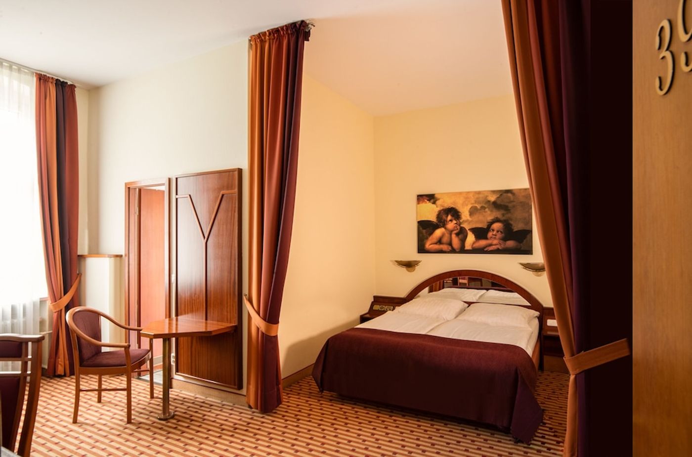 expedia-3165024-24