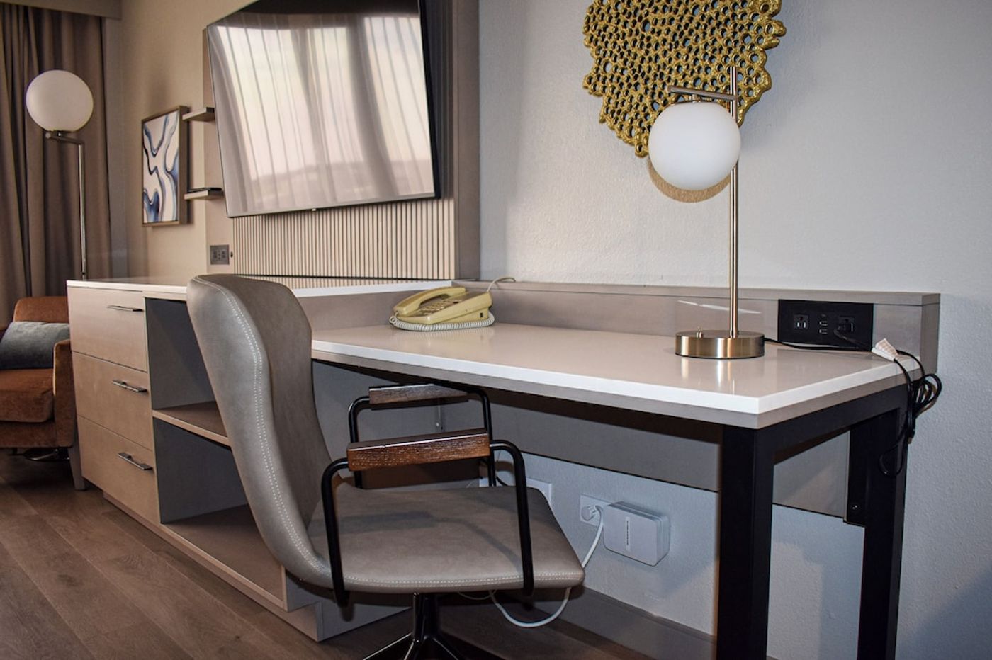 expedia-3158798-25