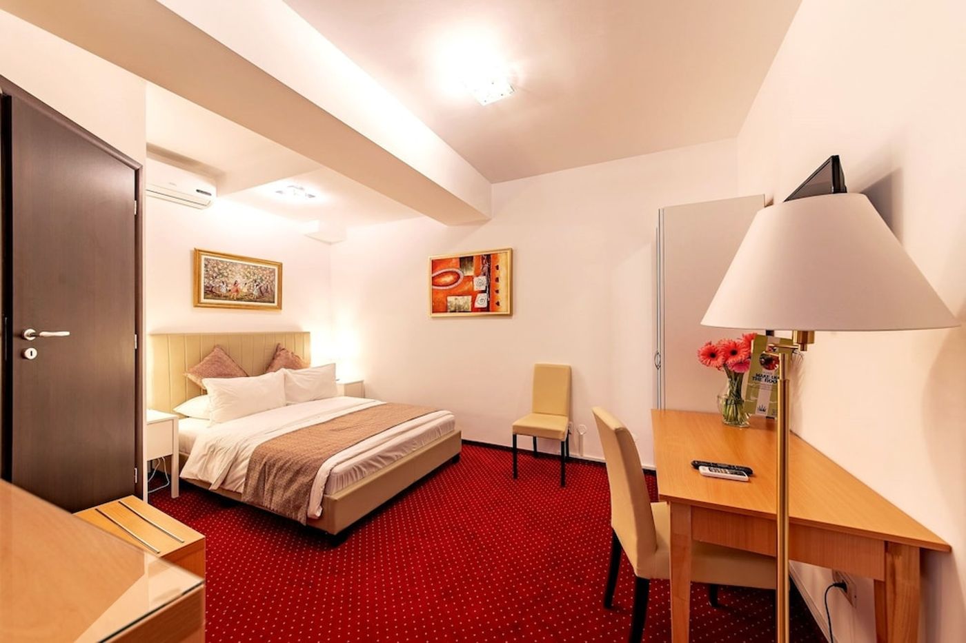 expedia-3165314-25