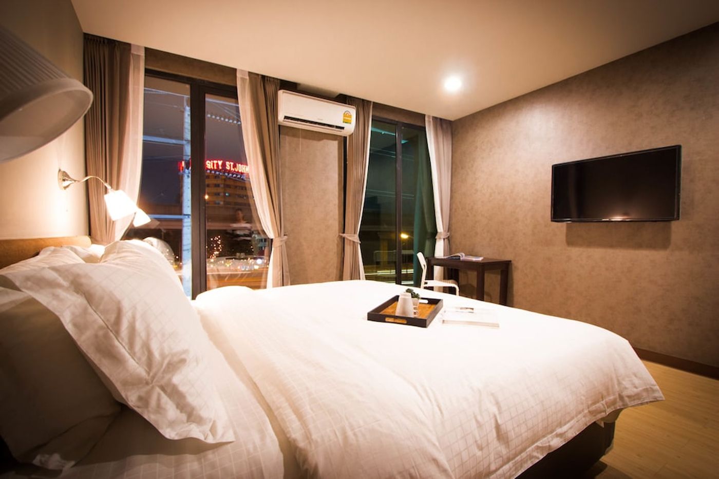 expedia-3165229-5