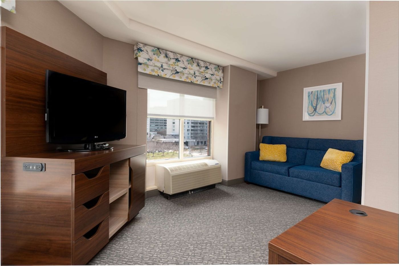 expedia-3162762-30