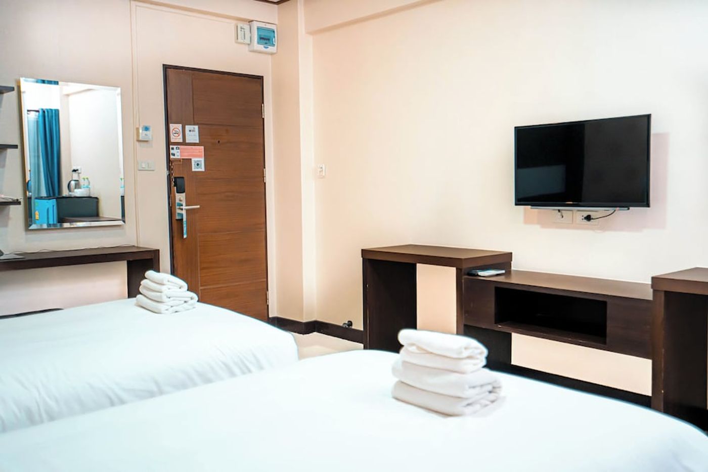 expedia-3162893-15